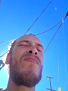 Snapshot of Leshok chatting on November 2025 07:18:02 PM Leshok online show from November 2025 07:18:02 PM