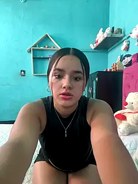 Snapshot of Luciaparker03 chatting on September 2025 06:15:01 PM Luciaparker03 online show from September 2025 06:15:01 PM