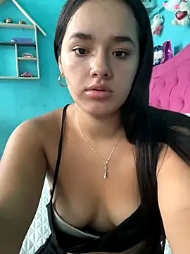 Snapshot of Luciaparker03 chatting on October 2025 02:51:02 PM Luciaparker03 online show from October 2025 02:51:02 PM