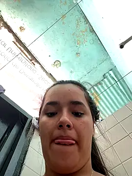 Snapshot of Luciaparker03 chatting on November 2025 03:22:02 PM Luciaparker03 online show from November 2025 03:22:02 PM