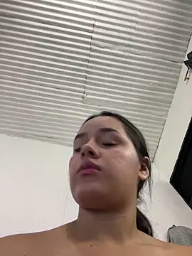 Luciaparker03 online show from March 2026 01:49:01 AM