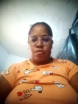 Big ass submissive online show from November 2025 04:11:01 PM