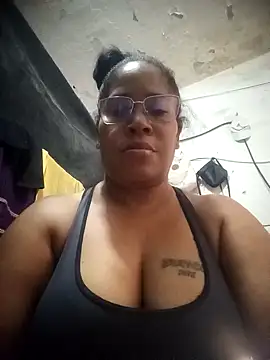 Big ass submissive online show from December 2025 01:32:01 PM