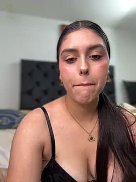 Snapshot of AVA_69 chatting on October 2025 04:36:02 AM AVA 69 online show from October 2025 04:36:02 AM