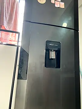 Snapshot of evelyn_1702 chatting on October 2025 09:22:01 PM evelyn 1702 online show from October 2025 09:22:01 PM