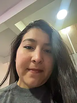 evelyn 1702 online show from July 2026 06:34:01 PM