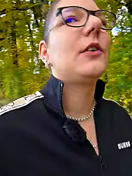 Swiss Lady online show from October 2025 02:05:01 PM