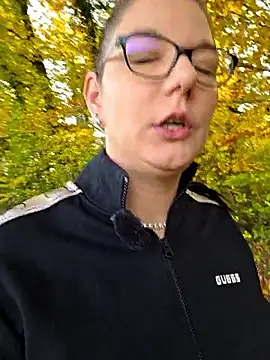 Swiss Lady online show from October 2025 11:31:01 AM