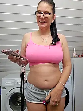 Swiss Lady online show from November 2025 12:50:02 PM