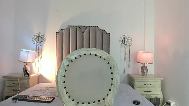 Snapshot of LanaFerrer chatting on December 2025 07:46:02 PM LanaFerrer online show from December 2025 07:46:02 PM