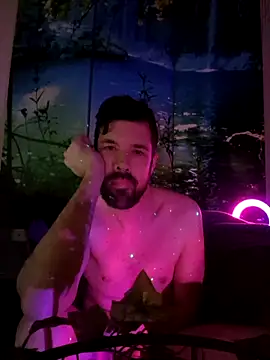 Snapshot of welcome-to-the-jungle chatting on February 2026 06:19:02 PM welcome-to-the-jungle online show from February 2026 06:19:02 PM