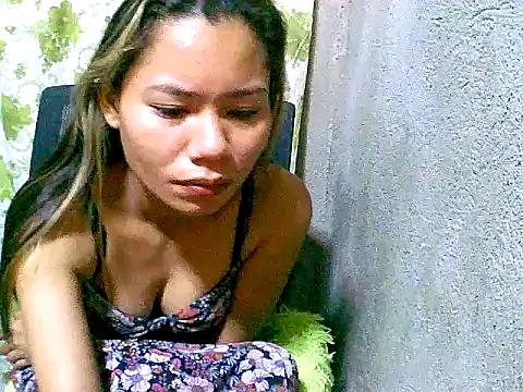 Snapshot of Sweeetgurll chatting on September 2025 12:37:02 AM Sweeetgurll online show from September 2025 12:37:02 AM