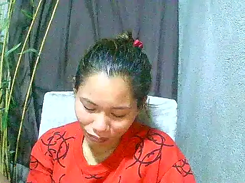 Snapshot of Sweeetgurll chatting on May 2026 01:59:02 PM Sweeetgurll online show from May 2026 01:59:02 PM