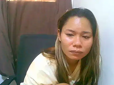 Snapshot of Sweeetgurll chatting on June 2026 11:10:01 PM Sweeetgurll online show from June 2026 11:10:01 PM