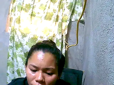 Sweeetgurll online show from November 2025 05:07:01 AM