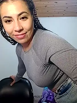 A maddy online show from October 2025 01:05:02 AM