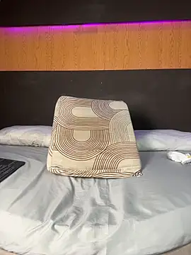 Alexia  cox online show from March 2026 03:43:01 AM