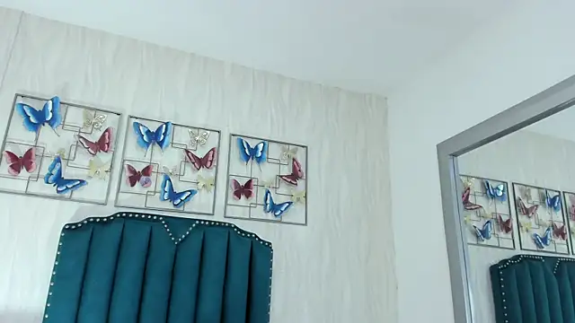 Alison Carde05 online show from May 2026 07:42:02 PM