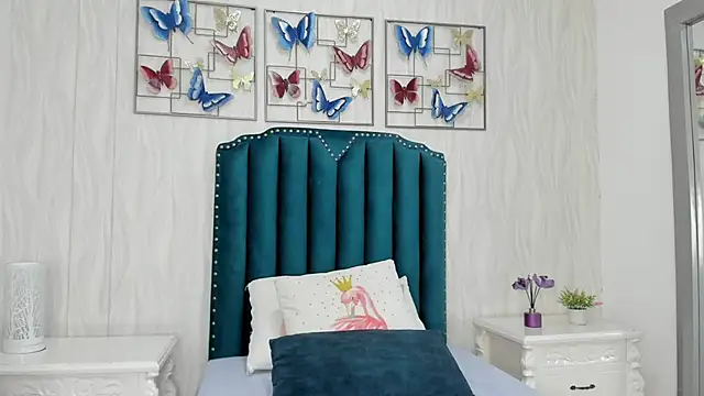 Alison Carde05 online show from December 2025 07:48:01 PM