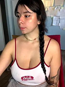 Canneela online show from October 2025 12:59:01 PM