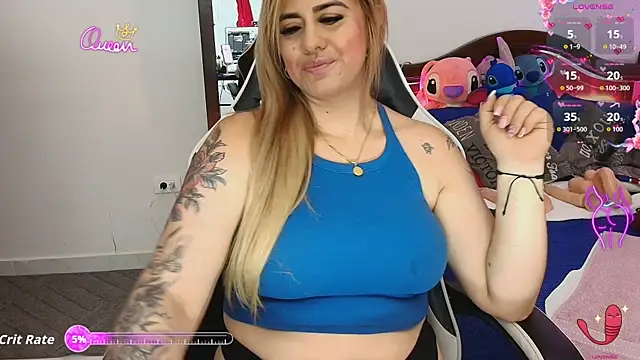 Snapshot of aamanda_Queen_ chatting on June 2026 01:16:02 PM aamanda Queen online show from June 2026 01:16:02 PM