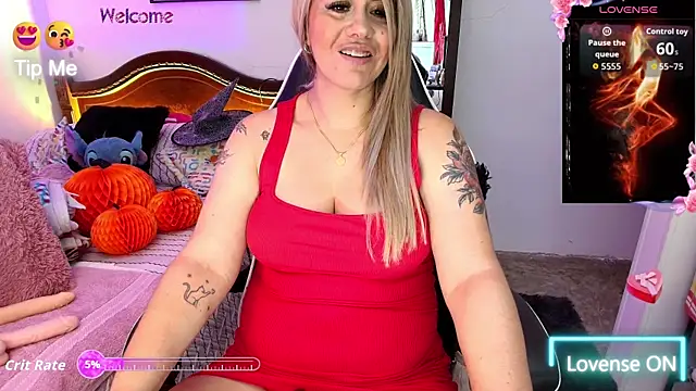 aamanda Queen  online show from October 2025 11:56:01 AM