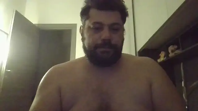 giuseppelovisi85 online show from October 2025 05:31:02 AM