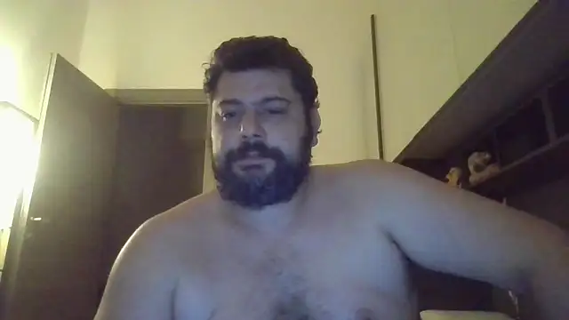 giuseppelovisi85 online show from October 2025 07:03:02 PM