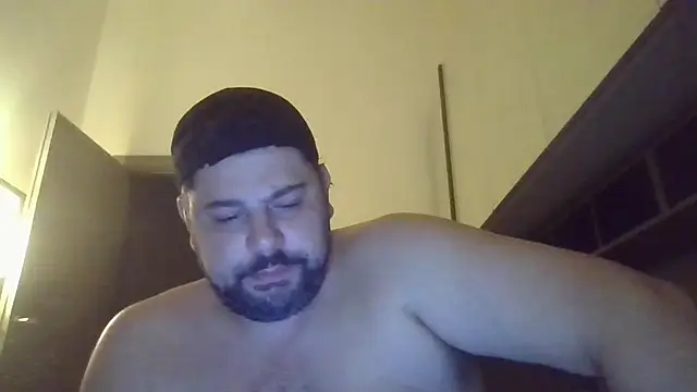 giuseppelovisi85 online show from October 2025 04:23:01 AM