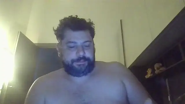 giuseppelovisi85 online show from October 2025 09:32:02 AM
