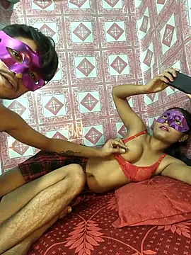 Antique-stickchart-couple online show from September 2025 04:41:02 AM