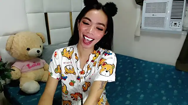 Snapshot of diamondnaked_ chatting on October 2025 07:37:02 PM diamondnaked online show from October 2025 07:37:02 PM
