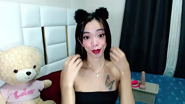 Snapshot of diamondnaked_ chatting on September 2025 04:57:02 PM diamondnaked online show from September 2025 04:57:02 PM