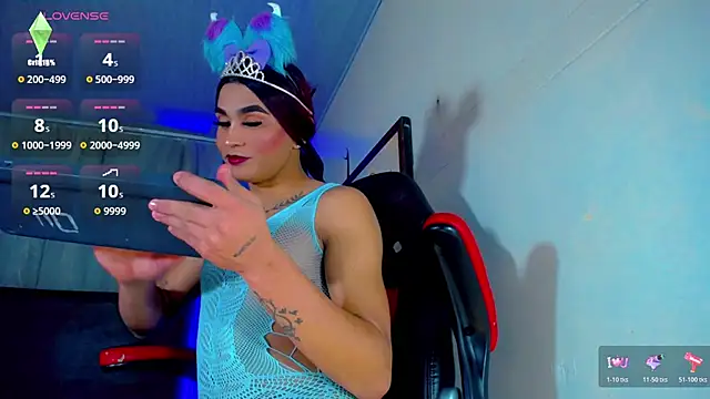 Snapshot of Natasha_clifford chatting on November 2025 09:24:01 AM Natasha clifford online show from November 2025 09:24:01 AM