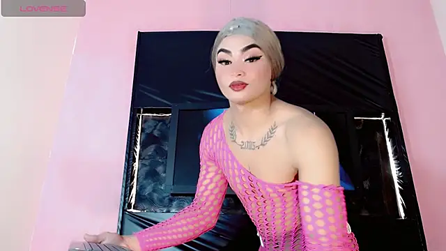 Natasha clifford online show from March 2026 08:10:02 PM