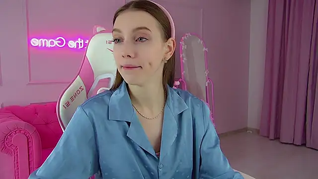 VeronicaVances online show from January 2026 06:14:01 PM