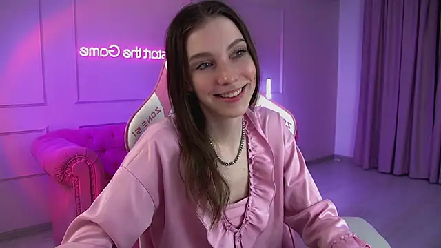 VeronicaVances online show from May 2026 06:45:01 PM