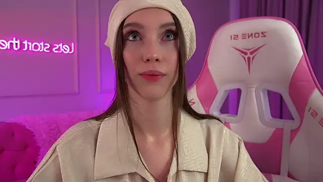 VeronicaVances online show from June 2026 06:28:01 PM