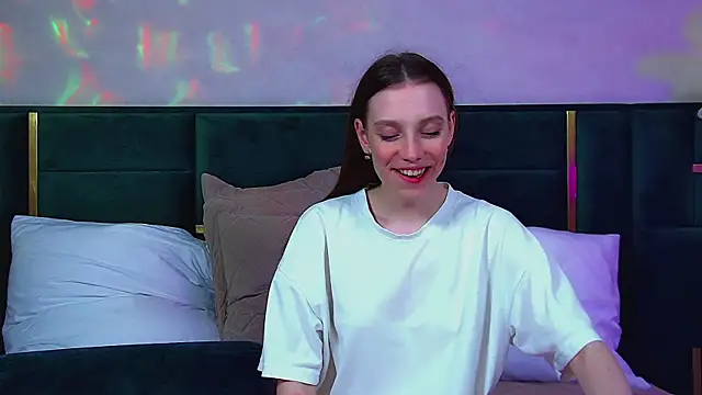 VeronicaVances online show from June 2026 06:40:01 AM