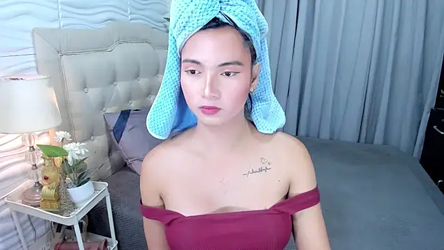 Patricia Anderson online show from November 2025 03:32:01 AM