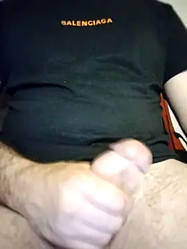 Yhnist34 online show from May 2026 06:33:01 PM