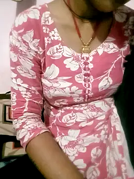 Snapshot of Hot_ashna chatting on April 2026 06:14:02 PM Hot ashna online show from April 2026 06:14:02 PM