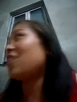 Milan6789 online show from February 2026 01:11:01 PM