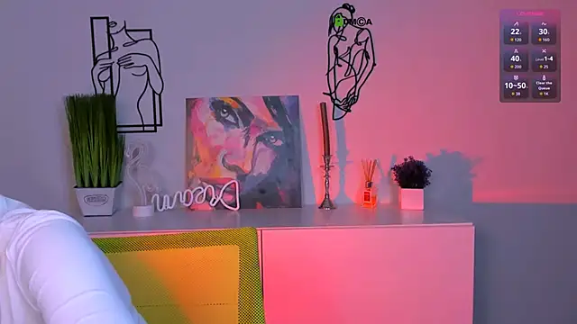 luna tin online show from October 2025 10:54:02 PM