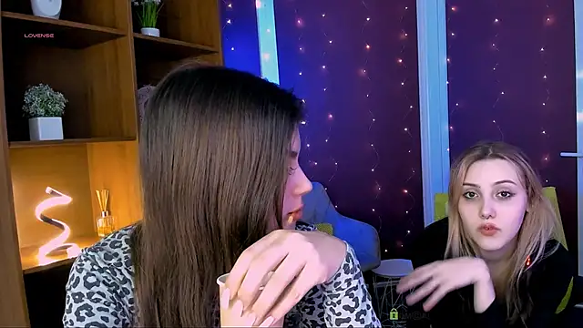 luna tin online show from December 2025 02:44:02 PM