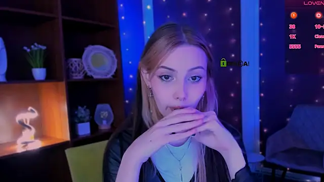 luna tin online show from November 2025 05:55:02 AM