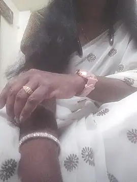 Snapshot of hotmahitha chatting on May 2026 08:55:01 AM hotmahitha online show from May 2026 08:55:01 AM
