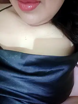 Julyy08 online show from April 2026 02:33:01 PM