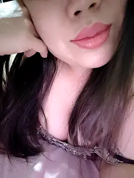 Julyy08 online show from December 2025 04:33:02 PM