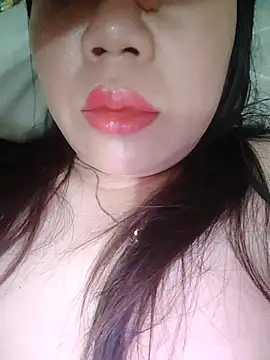 Julyy08 online show from February 2026 03:01:01 PM